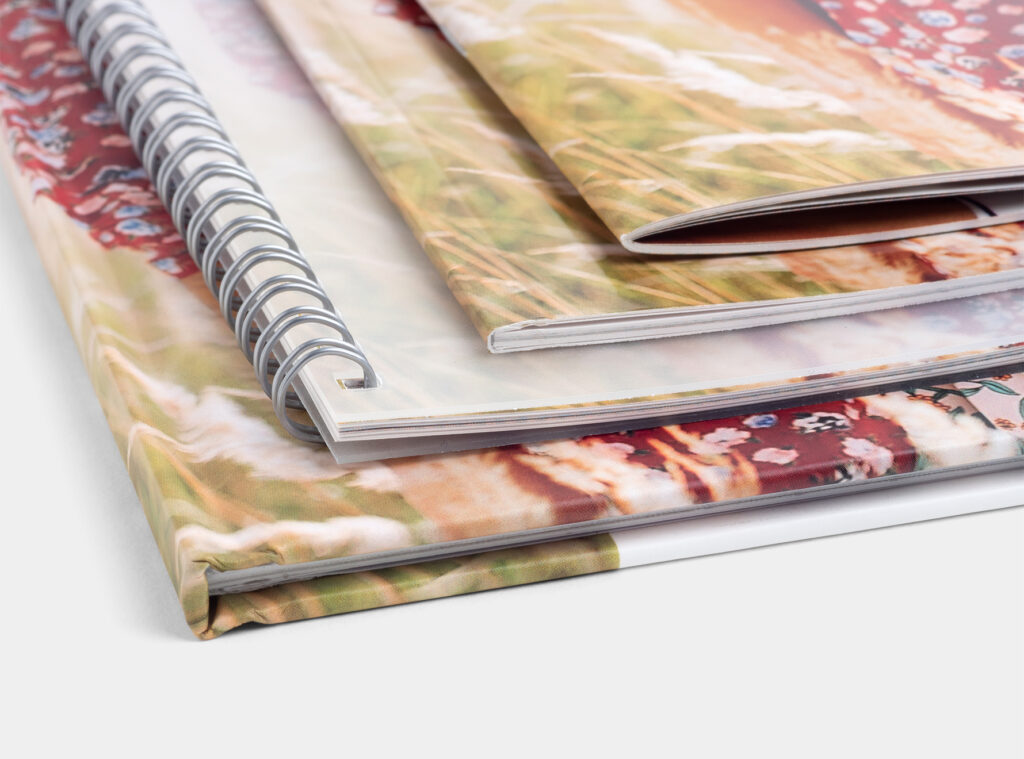 Couverture rigide ou souple : quel album photo personnalisé vous convient le mieux ?